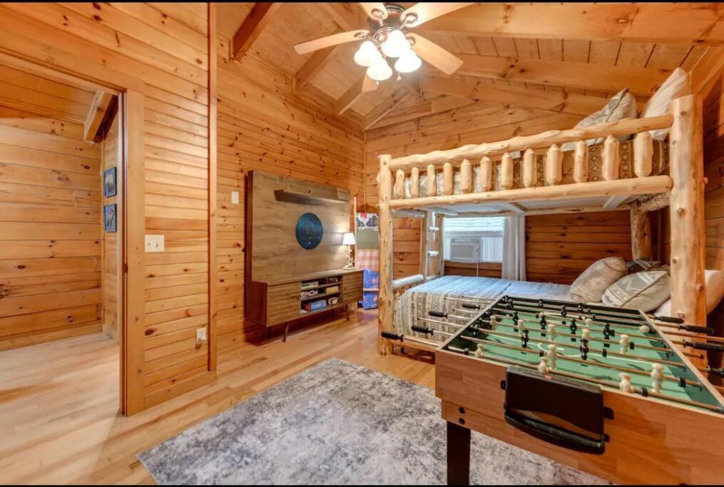 Cozy Creekside Cabin Waynesville Exterior foto