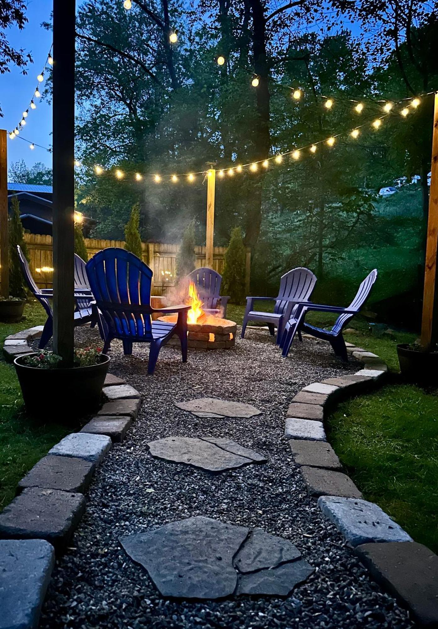 Cozy Creekside Cabin Waynesville Exterior foto